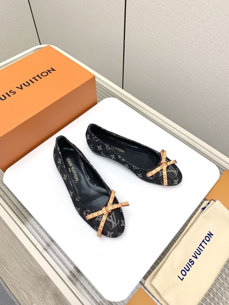 Louis Vuitton Low Shoes